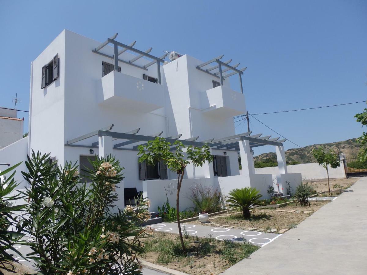Skyros Koxilas Studios Экстерьер фото